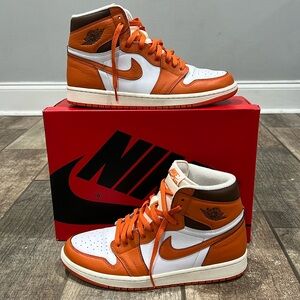 2022 Womans Air Jordan 1 High OG 'Starfish' size 11.5